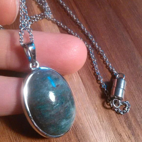 Green Aventurine Stainless Steel Pendant Necklace - Picture 3 of 12